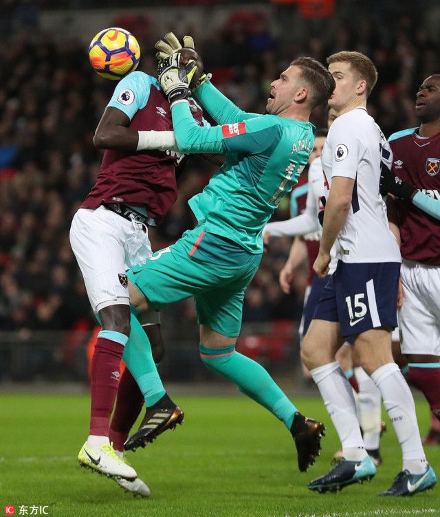 爱游戏官网主页关于全明星赛转会期再迎强敌，上海久事外线爆发，主帅态度——话题不断，细节决定成败的信息